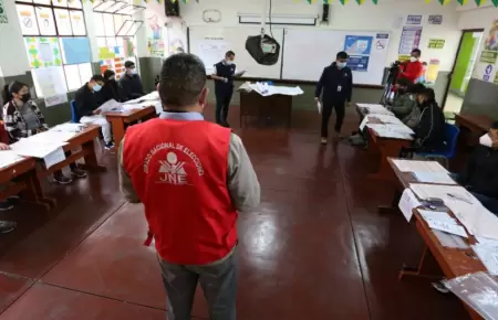 Segn JNE, 35 partidos polticos se encuentran habilitados para las elecciones 2