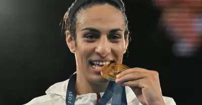 Imane Khelif consigui la medalla de oro en Pars 2024.