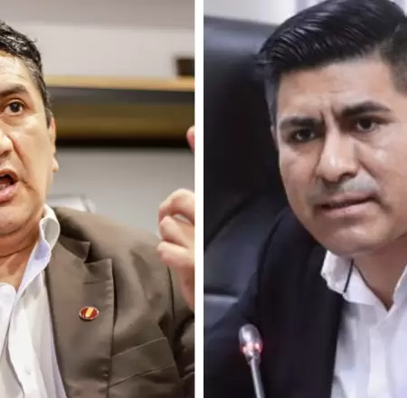 Per� Libre contra Alex Flores