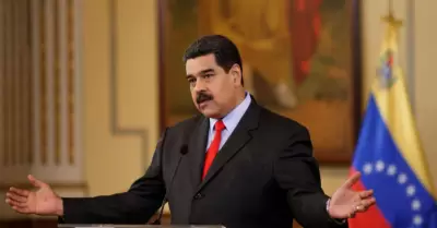 Chavismo rechaza a Maduro