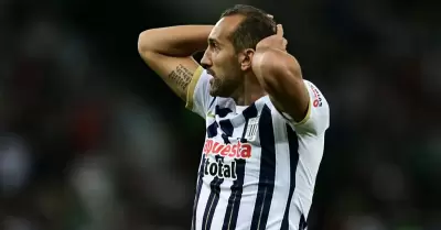 Hernn Barcos preocupa al hincha de Alianza Lima tras la lesin sufrida ante Spo