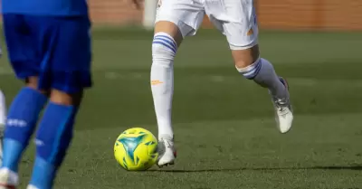 Futbolista falleci mientras conduca hacia su casa.