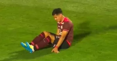 Jos Rivera se lesion en el partido de Universitario vs. Cusco FC.