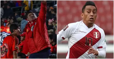 Hinchas de Cienciano corean el nombre de Christian Cueva