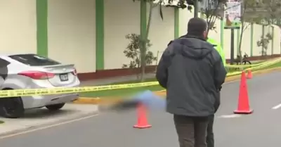 Polica fue cruelmente asesinado en Jess Mara.