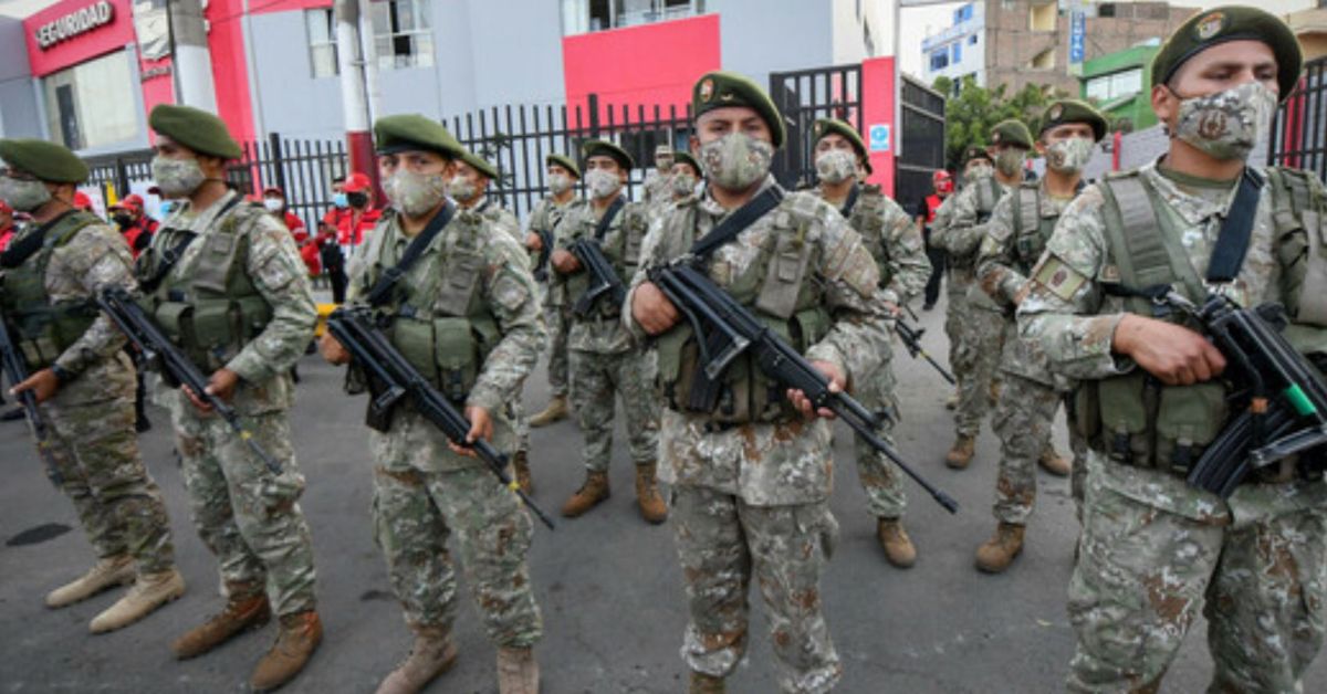 Las Fuerzas Armadas apoyarn a la PNP en el control del orden interno.