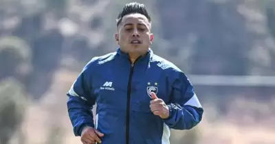 Christian Cueva tendr una nueva oportunidad en el ftbol gracias a Cienciano