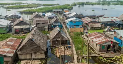 Iquitos podra quedar aislada por sequia.