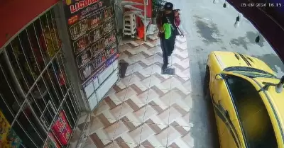 Delincuente detona explosivo en bodega de SJL.