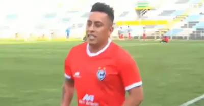 Christian Cueva debut en el Torneo Clausura con camiseta de Cienciano.