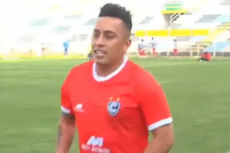 Christian Cueva debut en el Torneo Clausura con camiseta de Cienciano.