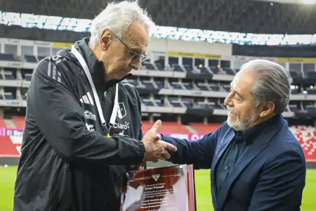 Jorge Fossati fue campen de la Copa Sudamericana con LDU.