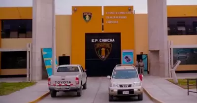 Asesinan a trabajadores penitenciarios en Chincha.