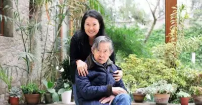 Keiko Fujimori y Alberto Fujimori.