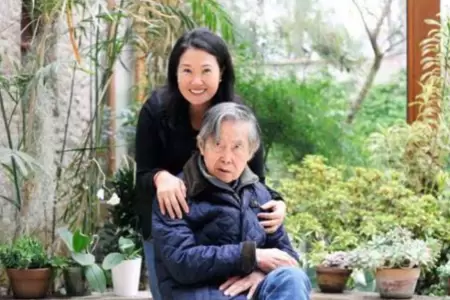 Keiko Fujimori y Alberto Fujimori.