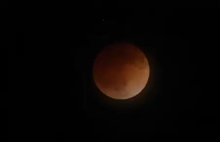 Qu da de septiembre se producir el eclipse lunar?