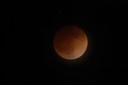 Qu da de septiembre se producir el eclipse lunar?