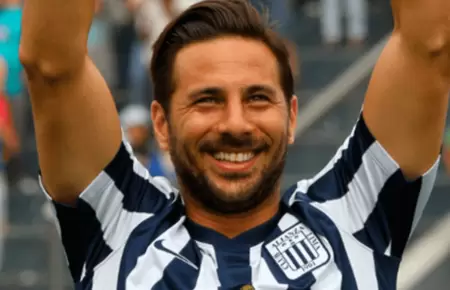 Claudio Pizarro ha declarado en ms una ocasin ser hincha de Alianza Lima.