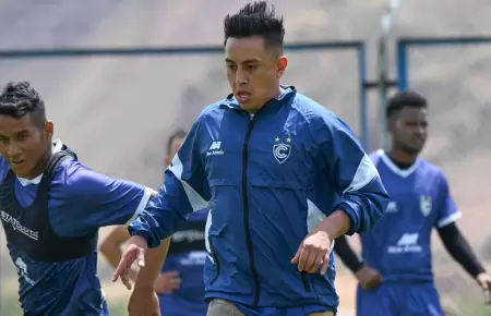 Christian Cueva podra debutar en el Torneo Clausura ante UTC.