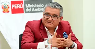 Presentan mocin de interpelacin contra el ministro del Ambiente.