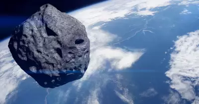 Enorme asteroide se aproxima a la Tierra.