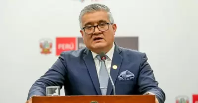 Ministro del Ambiente sobre incendios forestales