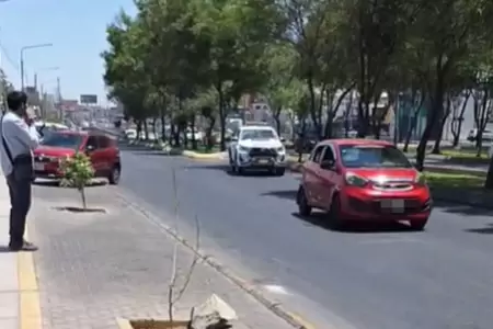 Taxista fuga tras hacer caer de cabeza a adulto mayor.