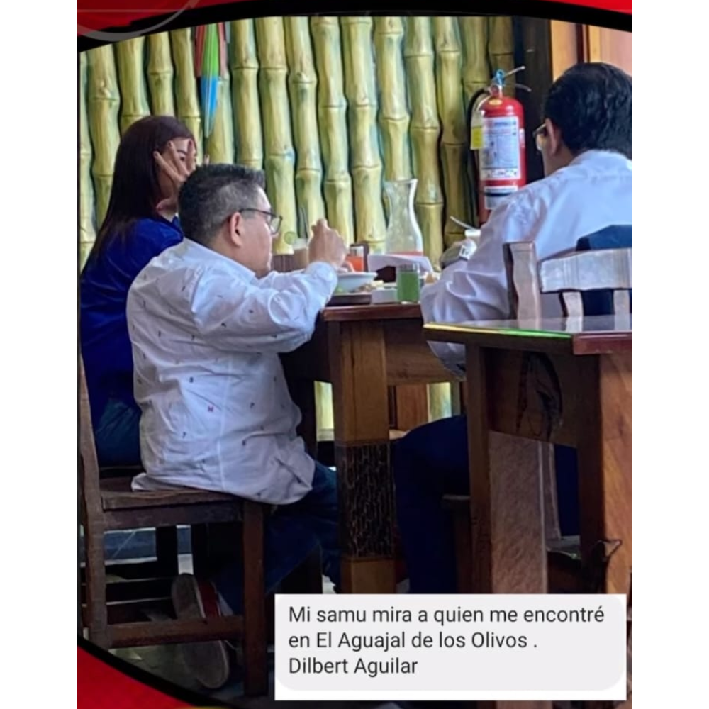 Dilbert Aguilar en compaa de su esposa disfruta de almuerzo. (Instagram: Instarndula)