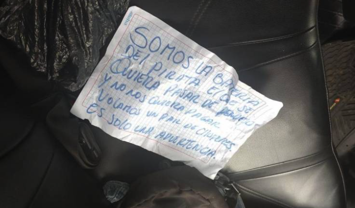 PNP halló granada y mensajes extorsivos en un auto, en Puente Piedra.