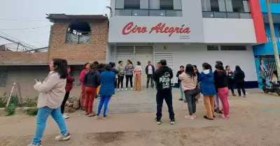 Menor fue detenido en exteriores de colegio Ciro Alegra.