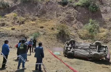 Persona fallece tras volcadura de auto en Huari