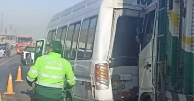 Accidente en Panamericana Sur deja 15 heridos