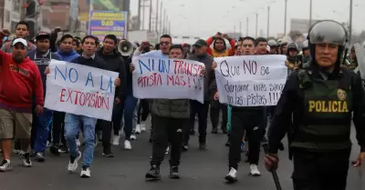 Transportistas responden a premier Gustavo Adrianzn.