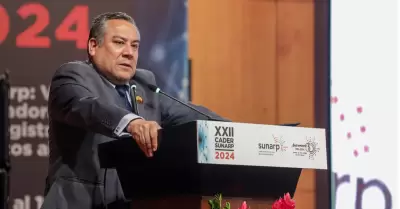 Gustavo Adrianzn asegura que estn cumpliendo promesas