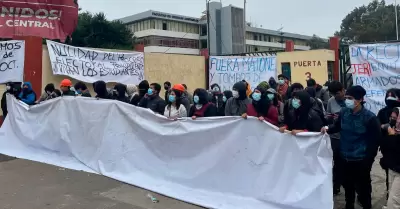 Denuncian actos de violencia contra estudiantes de la UNMSM.