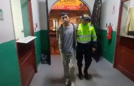 Joven es detenido por presunto acoso a menor.