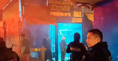 Incendio en Mega 80 gener caos en Comas.