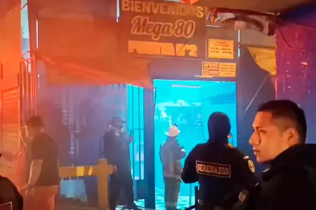 Incendio en Mega 80 gener caos en Comas.