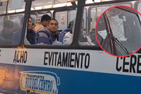 Atacan bus de empresa 'Cruz del Centro'.