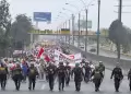 Masivo! Cientos de manifestantes marchan por la Panamericana Norte rumbo al Centro de Lima