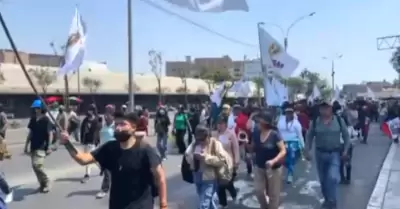 Estudiantes de la UNMSM se suman al paro nacional.