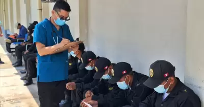 Fiscala investiga intoxicacin masiva en escuela PNP de Chimbote