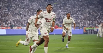 Universitario lanza tremenda sorpresa para sus hinchas.