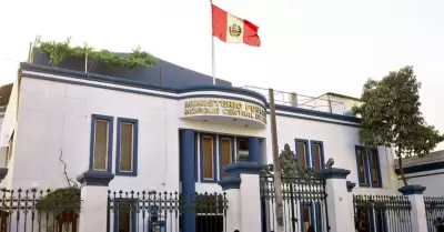 Morgue de Lima en crisis.