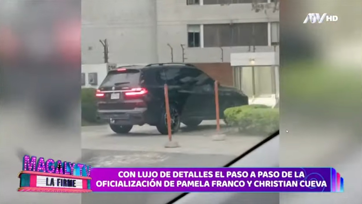 Camioneta de Christian Cueva ingresa a departamento de Pamela Franco.