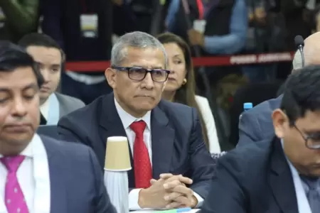 Ollanta Humala se defiende en juicio oral.