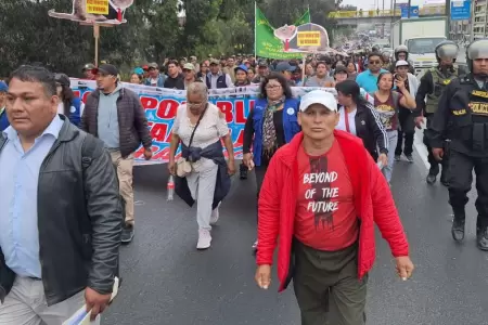 Carabayllo protesta por el agua