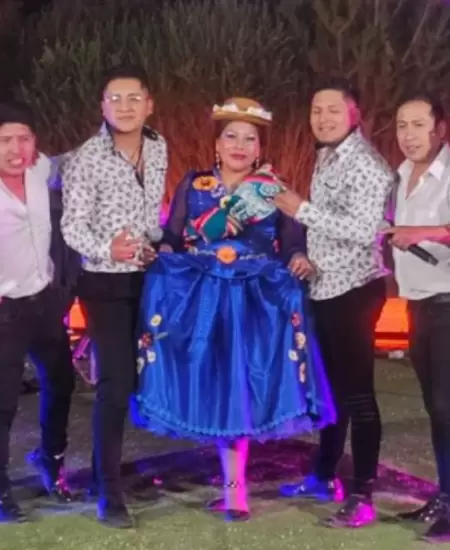 Cantante folclrica es hallada sin vida en su inmueble.