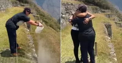 Mujer esparce cenizas en Machu Picchu.