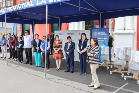 Equiparn sala de operaciones del hospital de Tayabamba